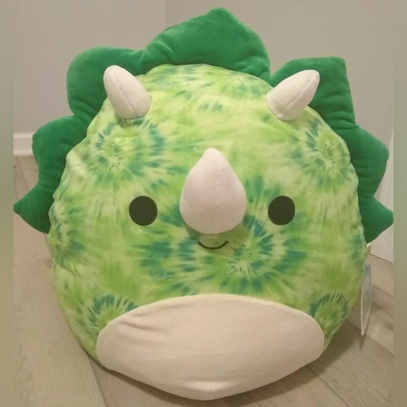 NWT 16” Rocio the Green Tie-Dye Triceratops Squishmallow - Picture 4 of 9